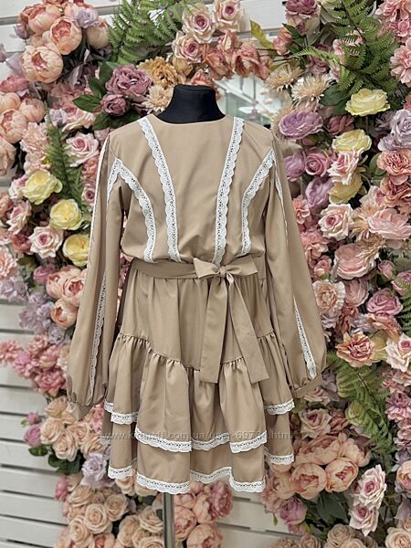 Стильное платье для девочки с кружевом, р.122-164 Трендовая модель