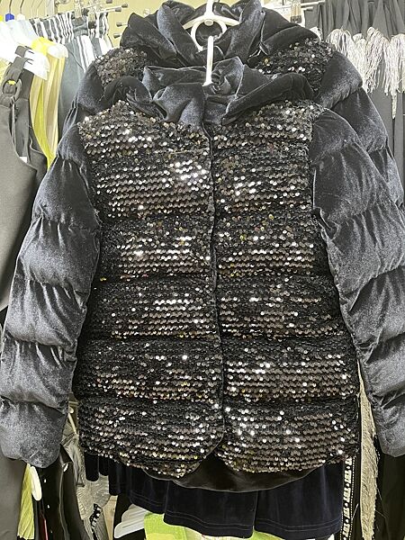 Зимняя куртка Италия To be too 146-152 см последний размер 