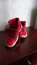 Баскетбольні кросівки Air Jordan 11 Retro Redдитячі US4Y  UK 3.5 EUR 36