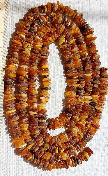 Нитка натурального бурштину 1 метр, янтарная нить 1 м