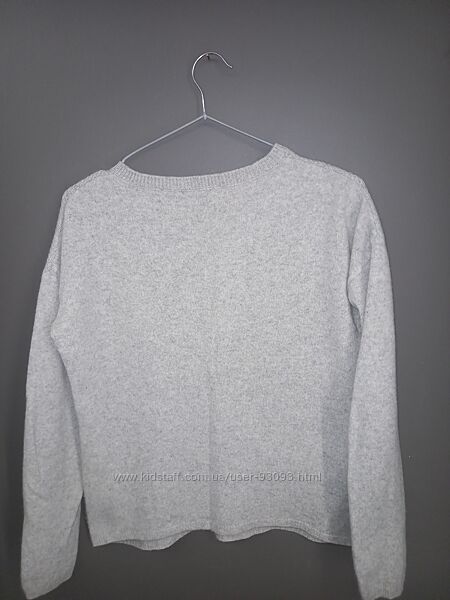 Светр кашеміровий. Р. S