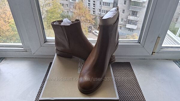 Полусапожки Michael Kors оригинал размер 8.5 М США 