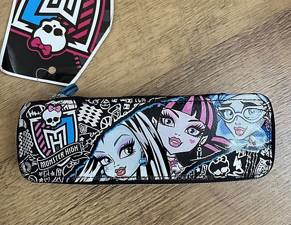 Пенал Monster High Школа Монстрів. Розпродаж