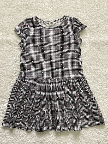 Стильное платье h&m на 6-8 лет 