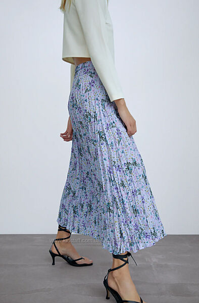 Юбка плиссе с цветочным принтом zara