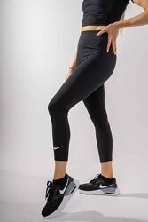 Новые спортивные лосины Nike Sportswear Classic Black
