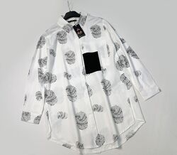 Рубашка женская белая удлиненная в принт с карманом