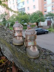Зимові черевики для дівчинки 23, 24, 25 розміри