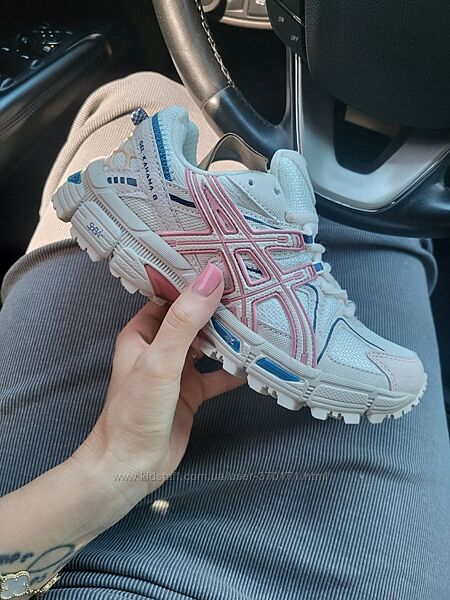 Класні Кросівки Asics Gel Kahana 8 