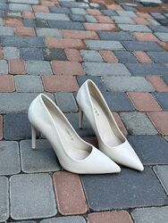 Дуже гарні молочні Туфлі лодочки, човники