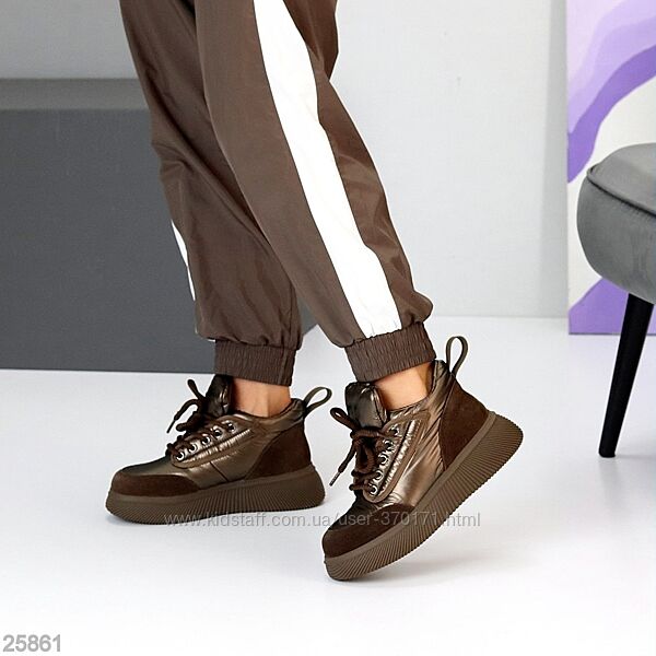 Зимові натуральні дуті Кросівки