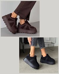 Класні зимові кросівки хайтопи на платформі, на товстій підошві