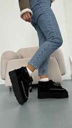 Угги на товстій підошві 