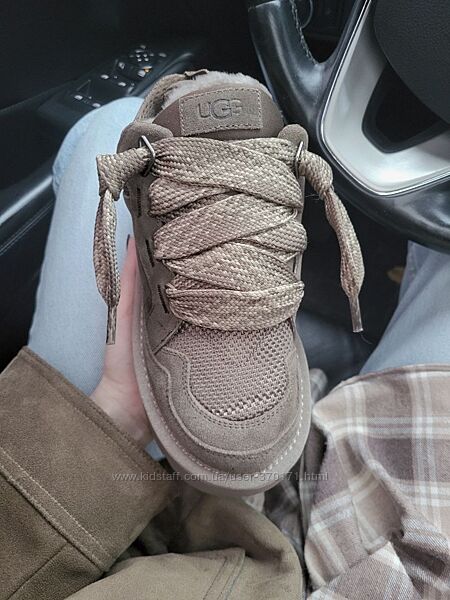 Угги зі шнурками 