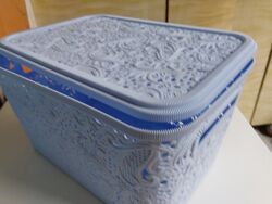 Корзинка пластиковая ажурная с крышкой 