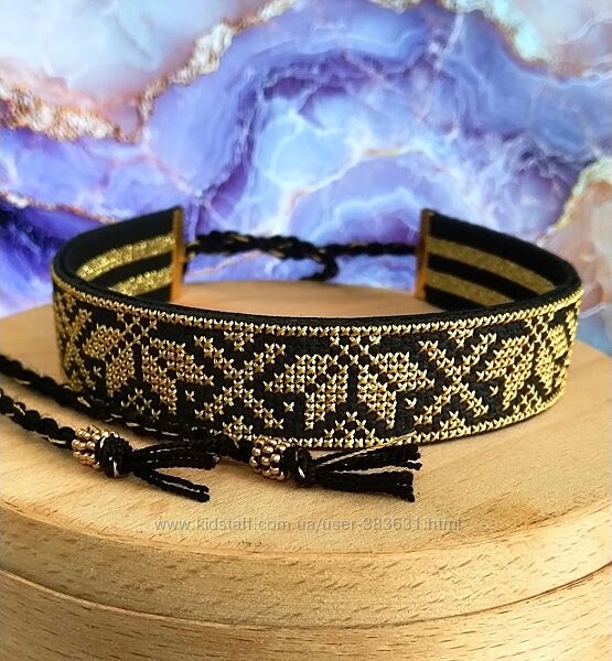 Гердан стилізований під вишукану сучасність