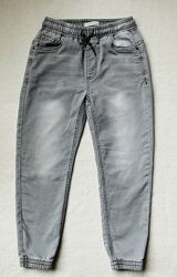 Джинси Reserved в чудовому стані, розмір 140