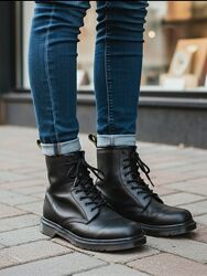 Жіночі черевики натуральні легендарні шкіряні берці Dr. Martens, р.36