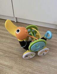 Іграшка на колясці каченя