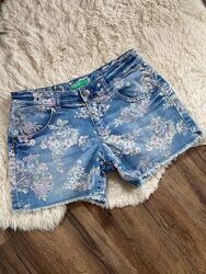Джинсові шорти у квітковий принт United Colors of Benetton, 8 9 10 11 років