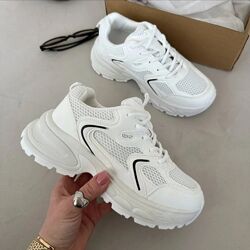 Кросівки висока підошва