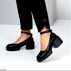 Стильні трендові жіночі туфлі Мері Джейн чорні шкіряні на підборах