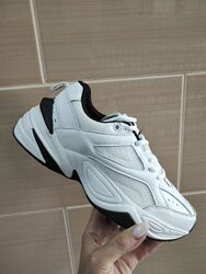 Стильні кросівки чорні та білі  жіночі демі, демісезонні осінні, весняні, літн