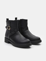 Ботінки черевики жіночі чорні р.35 36