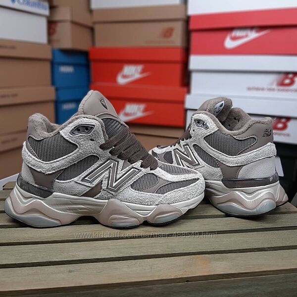 Зимові жіночі кросівки з хутром New Balance 9060 MID FUR високі бежеві 
