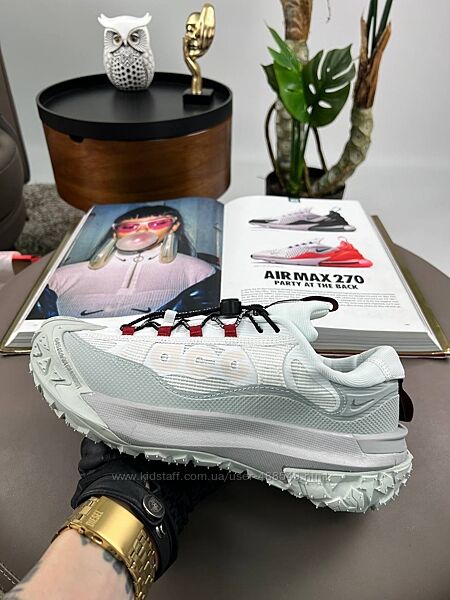 Кросівки чоловічі Nike ACG Mountain Fly 2 Low білі