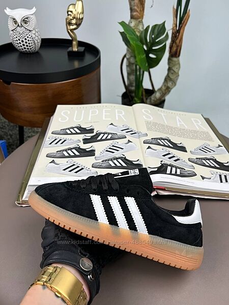Кросівки жіночі Adidas Originals Bermuda чорні, замша