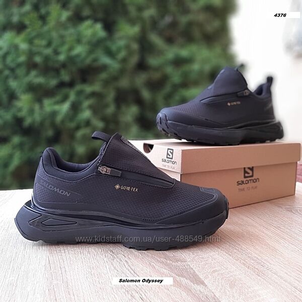 Зимові чоловічі кросівки Salomon Odyssey Elmt gore tex чорні