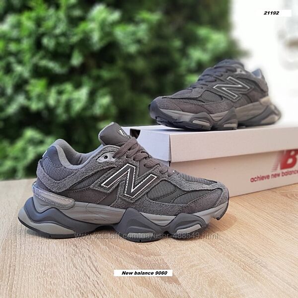 Кросівки жіночі New Balance 9060 темно сірі