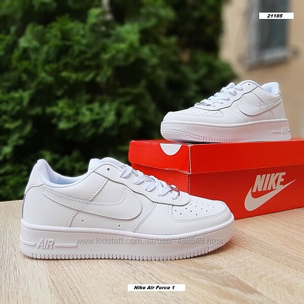 Кросівки жіночі Nike Air Force 1 Low &acute07 білі 