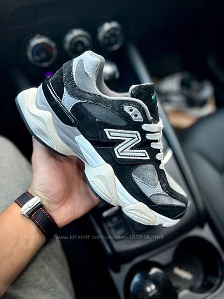 Зимові жіночі кросівки з хутром New Balance 9060 чорні з сірим