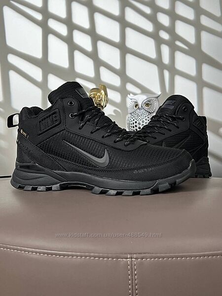 Зимові чоловічі черевики з хутром Nike Rivah Gore-Tex Fur чорні