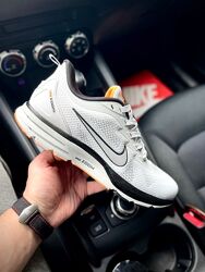 Кросівки чоловічі Nike Air Zoom світло сірі, сітка/текстиль