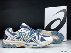Кросівки жіночі ASICS Gel-Kahana 8 бежеві з синім