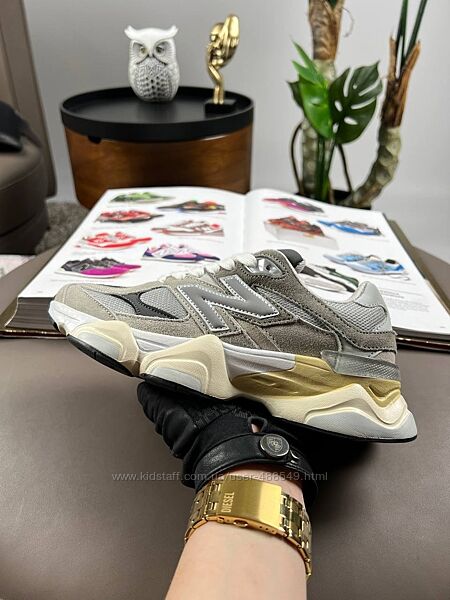 Кросівки жіночі New Balance 9060 Grey white , замша/текстиль