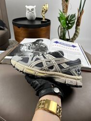 Кросівки чоловsчі ASICS Gel-Kahana 8 сірі з бежевим