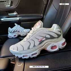 Кросівки жіночі Nike Air Max Plus TN сірі з рожевим