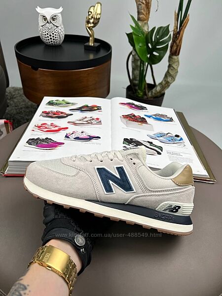 Кросівки жіночі New Balance 574 світло сірі, замша/текстиль