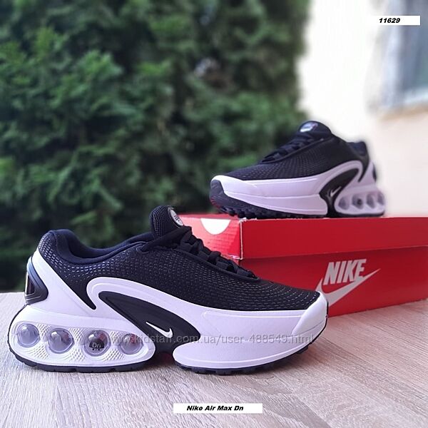 Кросівки чоловічі Nike Air Max Dn чорні з білим