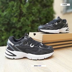 Кросівки чоловічі Adidas Astir чорні на білій