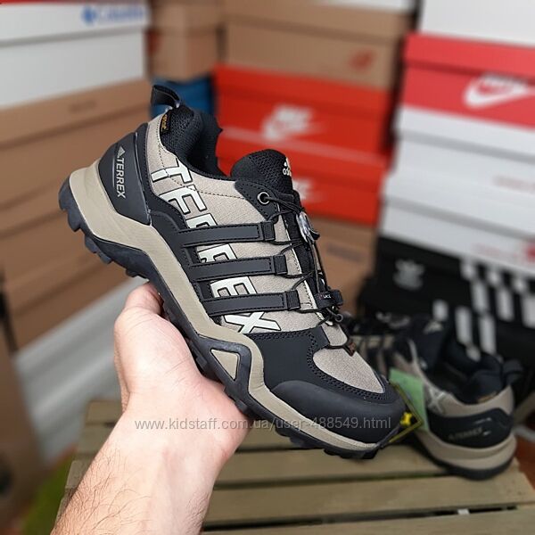 Зимові чоловічі кросівки термо Adidas Terrex Gore-tex хакі