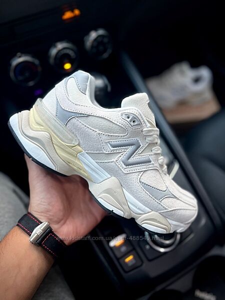 Зимові жіночі кросівки з хутром New Balance 9060