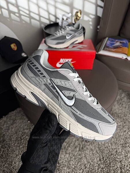 Кросівки чоловічі Nike Initiator Grey Beige