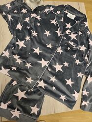 Піжама, домашній костюм сірого кольору, розмір L, 40-42, 12-14. 