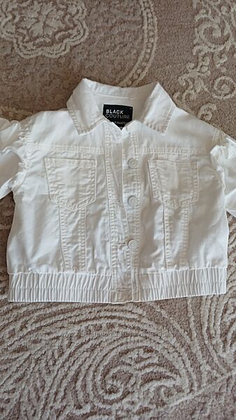 Джинсовка біла 122/128р стан ідеальний