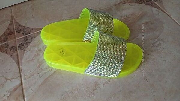 Шльопанці силіконові 38р-24 см